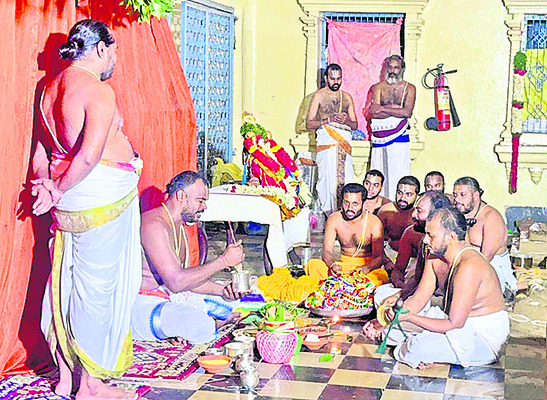 వైభవంగా శ్రీవారి పవిత్రోత్సవాలు ప్రారంభం 1