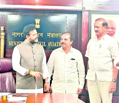 యూరియా నిల్వల తనిఖీ1