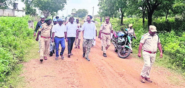 పీఆర్ రోడ్ల పరిధిలో అటవీ భూమి సర్వే1