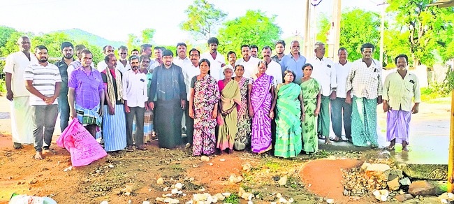 ఎంపీ మిథున్రెడ్డి విడుదల కోసం పూజలు1