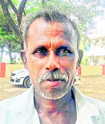 దళారుల దయకొదిలేసింది..!
2