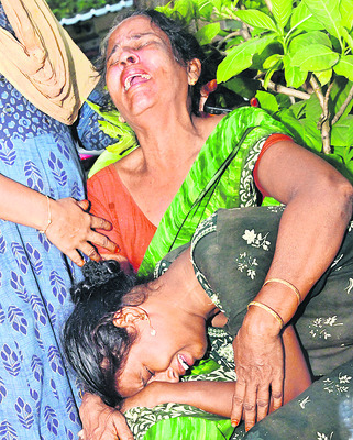 ఉలిక్కిపడిన విశాఖ11