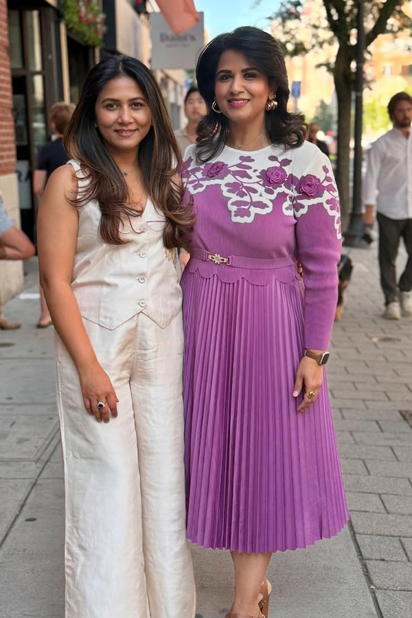 Director Sukumar With Wife Thabitha enjoying in US Photos3