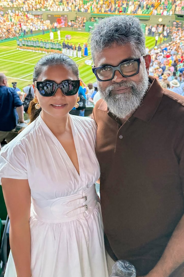 Director Sukumar With Wife Thabitha enjoying in US Photos6