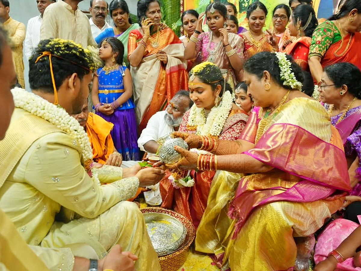Grand MLA Jagga Reddy Daughter Marriage Photos 21