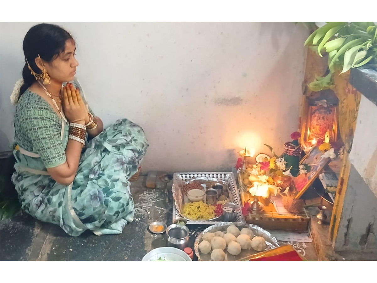 Varalakshmi Vratham 2025 Selfie With Pooja Decoration Photos11
