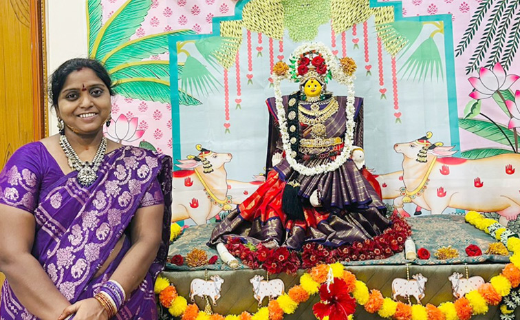 Varalakshmi Vratham 2025 Selfie With Pooja Decoration Photos13