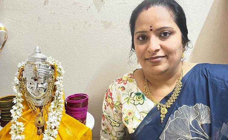 Varalakshmi Vratham 2025 Selfie With Pooja Decoration Photos20