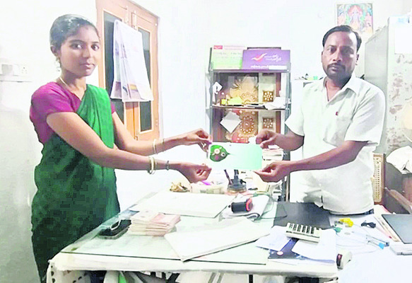 నాకు నీడగా.. 1