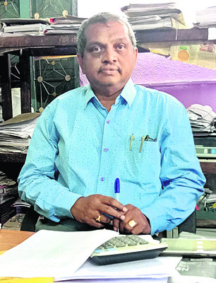 నాకు నీడగా.. 8