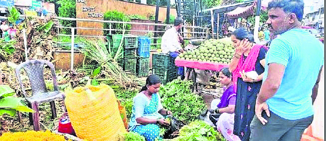 వరమహాలక్ష్మీ నమోస్తుతే5