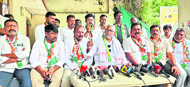 డ్రైనేజీ సమస్య పరిష్కారానికి కృషి
1