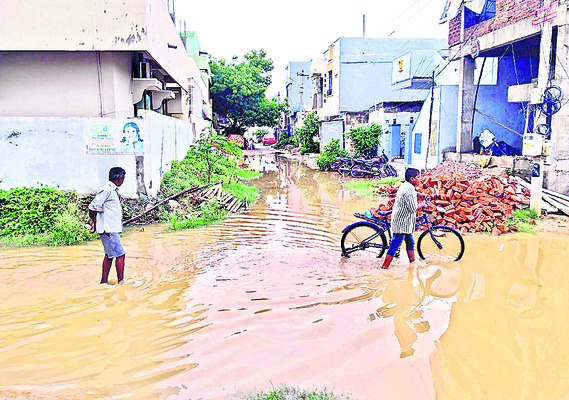 దంచికొట్టిన వాన1