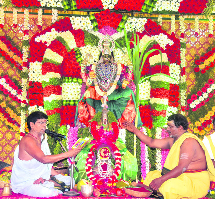 వరాలిమ్ము... వరలక్ష్మి 3