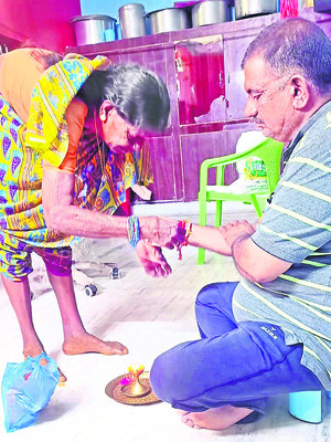 ఘనంగా వరలక్ష్మి వ్రత పూజలు14