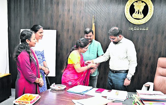 నాకు నీడగా.. నీకు తోడుగా..1