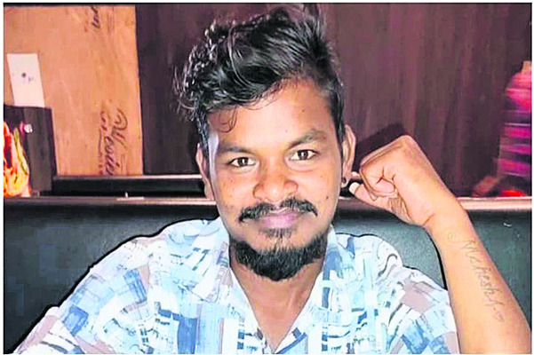 పార్డి(బి) గ్రామంలో..
1