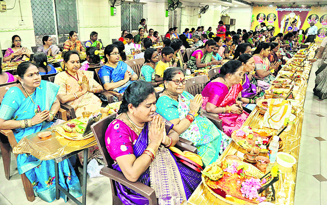 సకల సౌభాగ్యదాయినీ నమోస్తుతే2