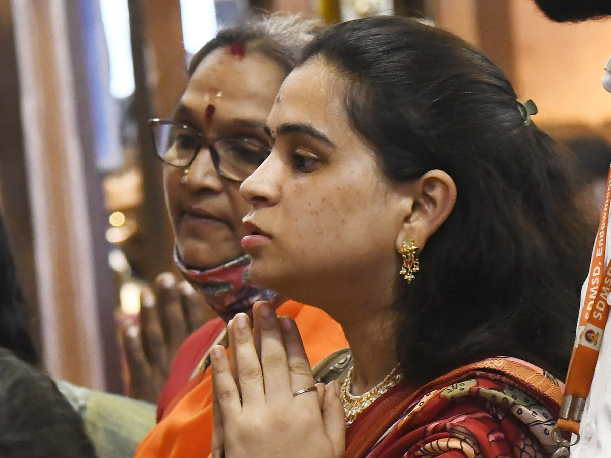 Devotee Rush at Durga Temple Vijayawada10