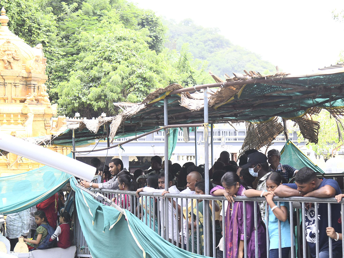 Devotee Rush at Durga Temple Vijayawada3