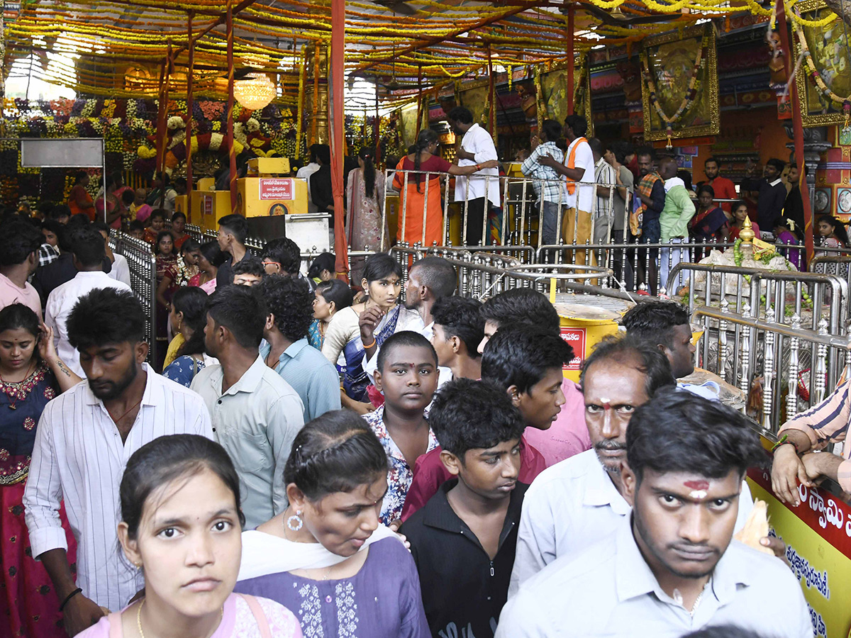 Devotee Rush at Durga Temple Vijayawada8