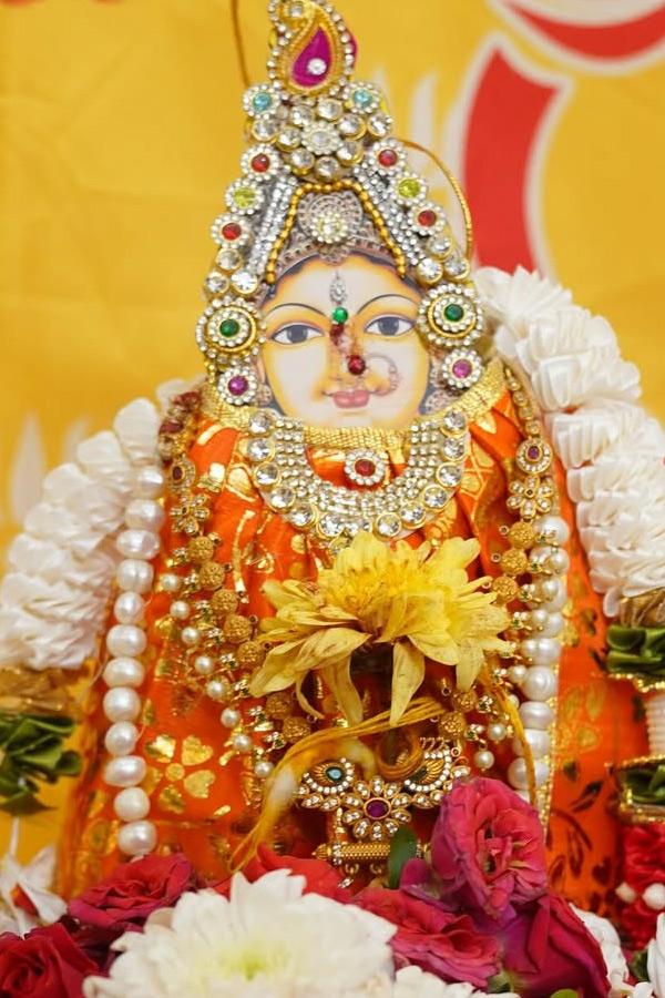 Telugu serial Actress Performed Varalakshmi Vratam Pooja Photos17