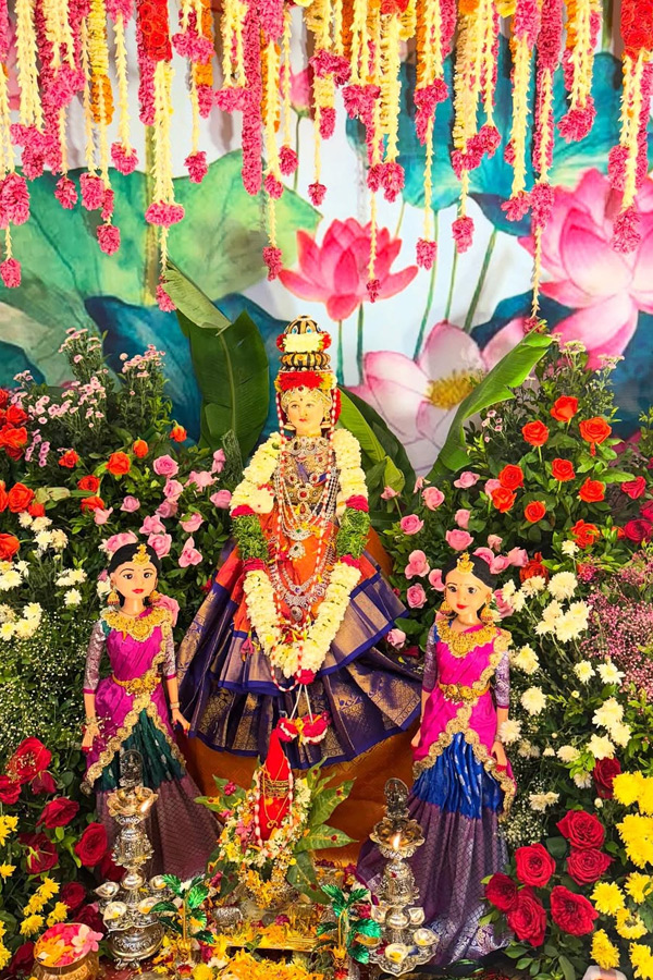 Telugu serial Actress Performed Varalakshmi Vratam Pooja Photos18