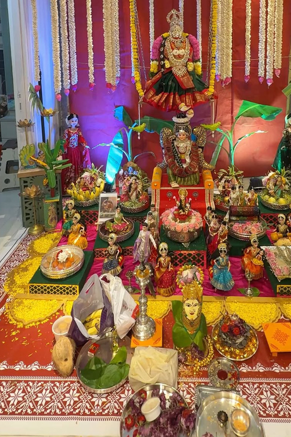 Telugu serial Actress Performed Varalakshmi Vratam Pooja Photos19