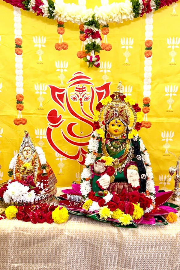 Telugu serial Actress Performed Varalakshmi Vratam Pooja Photos20
