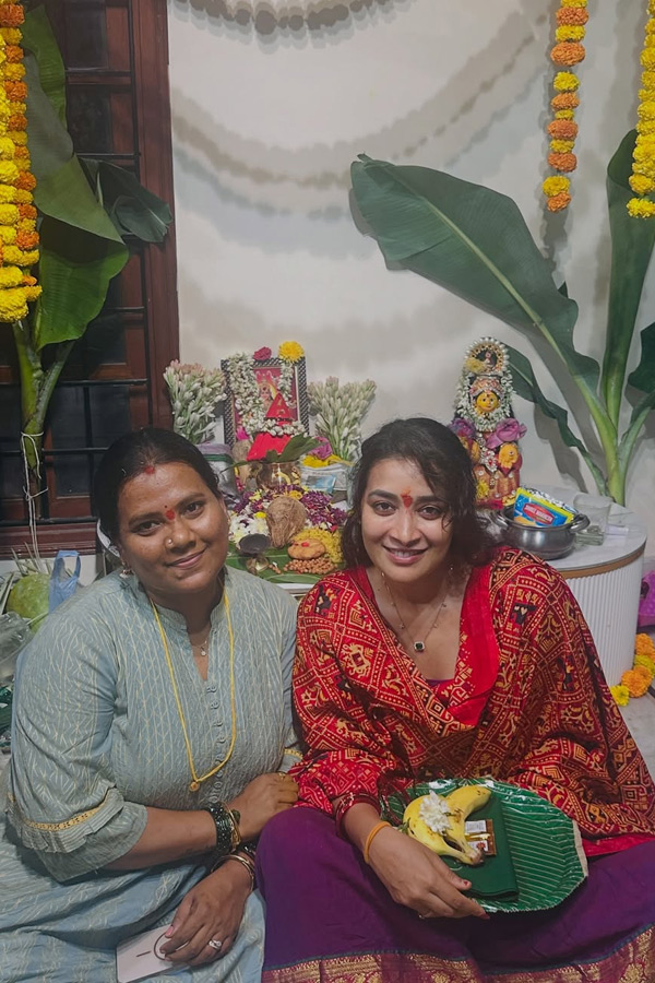 Telugu serial Actress Performed Varalakshmi Vratam Pooja Photos30