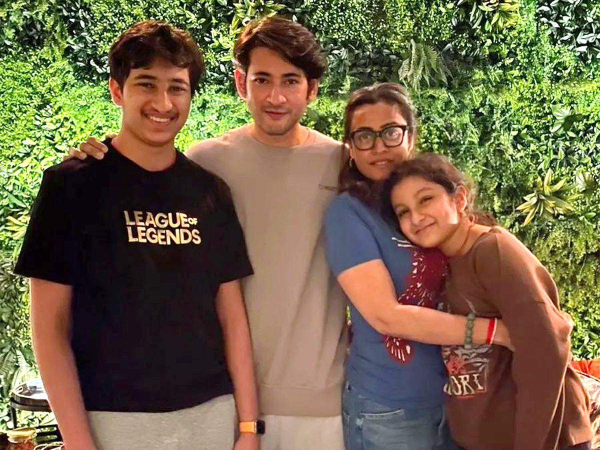 Tollywood Actor Mahesh Babu Birthday Special Photos12