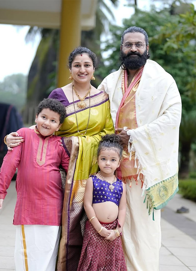 Upendra Rao and Rishab Shetty Varalakshmi Vratam pooja Special Photos14