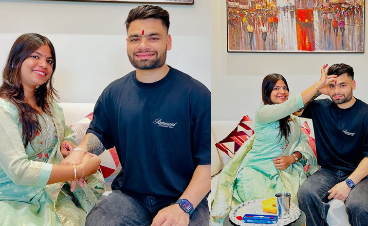 cricketers Tying Rakhi with Their sisters Photos8
