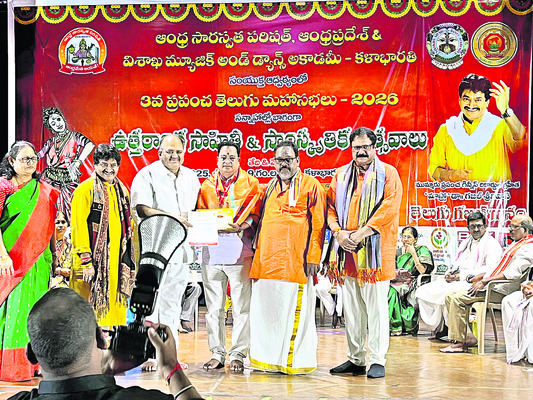 రాష్ట్ర కార్యక్రమాల సంచాలకుడిగా సునీల్ శర్మ
3