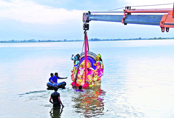 ● పార్వతీ తనయా.. పాహిమాం 1