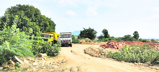 తమ్ముళ్ల బరితెగింపు 1