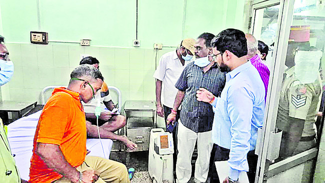 క్లోరిన్ గ్యాస్ లీకై పలువురికి అస్వస్థత1
