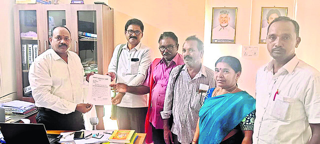 అన్నదాత పోరు11