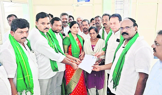 అన్నదాత పోరు3