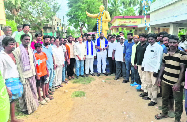 నాసిరకం ఉల్లిపాయలు అమ్మలేం 1