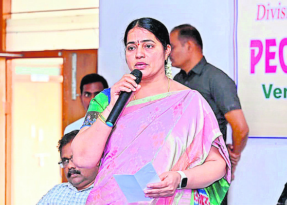 అక్రమాలకు పాల్పడితే.. ‘బుక్’అయిపోతారు! 2