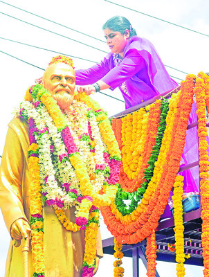 కాళోజీ నారాయణరావుకు ఘన నివాళి2