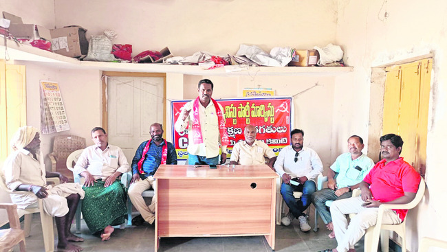 సైబర్ నేరాలపైఅవగాహన తప్పనిసరి
2