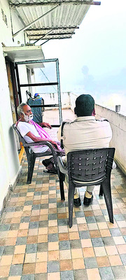 ఎక్కడికక్కడ అరెస్టులు.. ఆటంకాలు 5