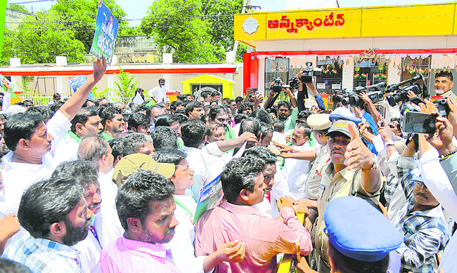 పోరు సింహాలై!2
