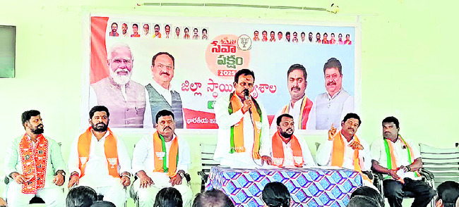 కాళోజీకి ఘన నివాళి
2