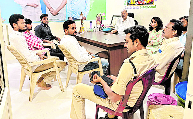 అన్నదాత పోరుపై పోలీసు నిర్బంధం 7