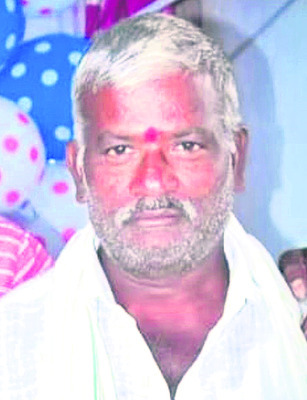 కుటుంబ కలహాలతో వివాహిత ఆత్మహత్య1