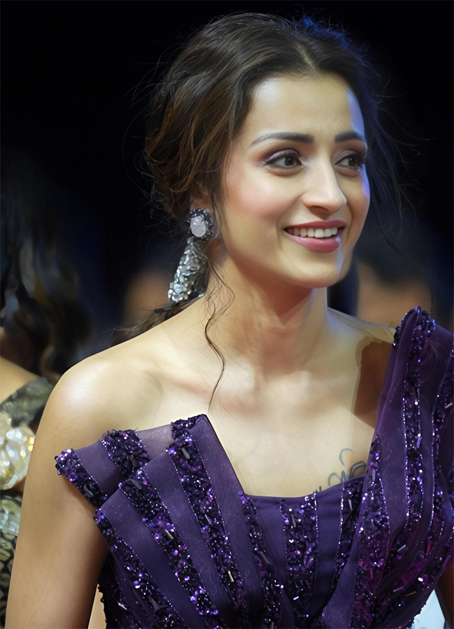 Actress Trisha Krishnan Special Photos in Dubai12