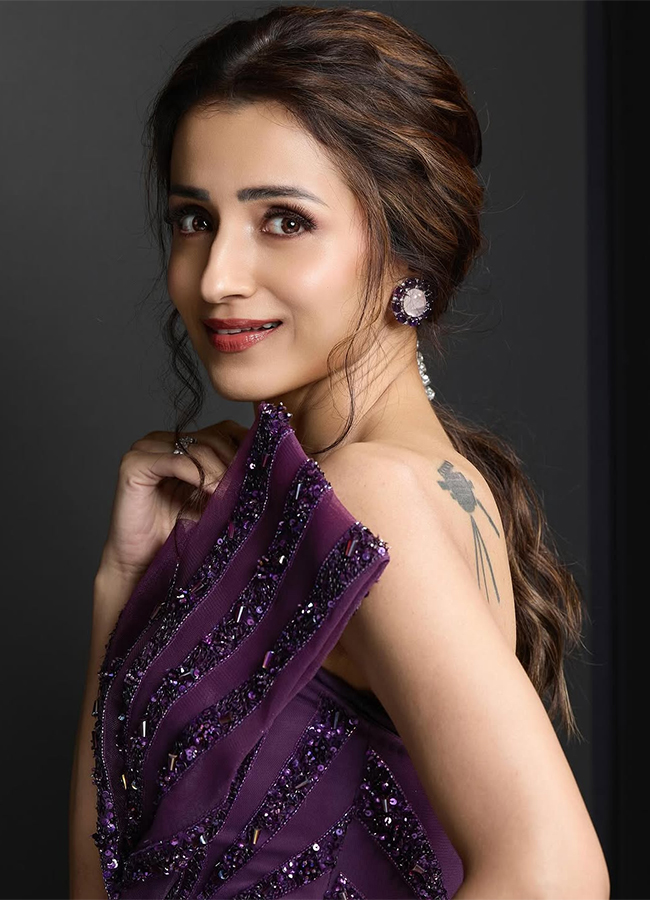 Actress Trisha Krishnan Special Photos in Dubai2